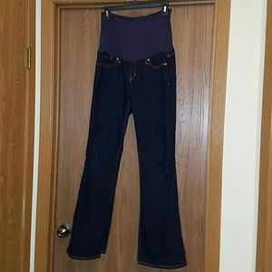 GAP sexy boot maternity jeans